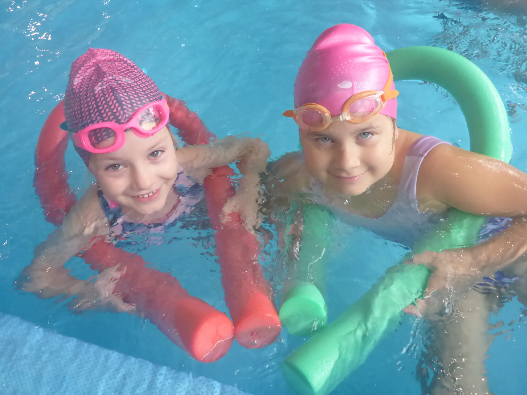 Nauka pływania, narty i obozy sportowe NeoSport